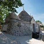 Trullo Pietrachiara * Ostuni