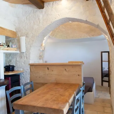펜션 Trullo Pietrachiara 오스투니